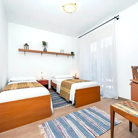 Istriana Appartamento Rovigno